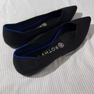 Rothys women’s black flats pointed Sz 6.5 Euc